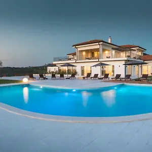 Hotel Wine Cattunar, Brtonigla